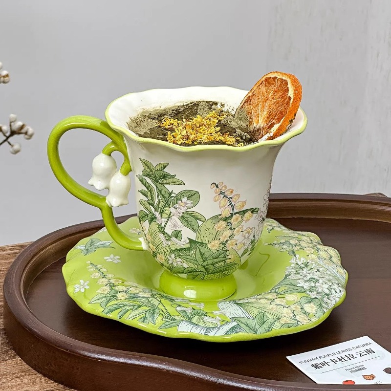 Lily of the valley blooming af - огляд і ціна Chamomile Tea